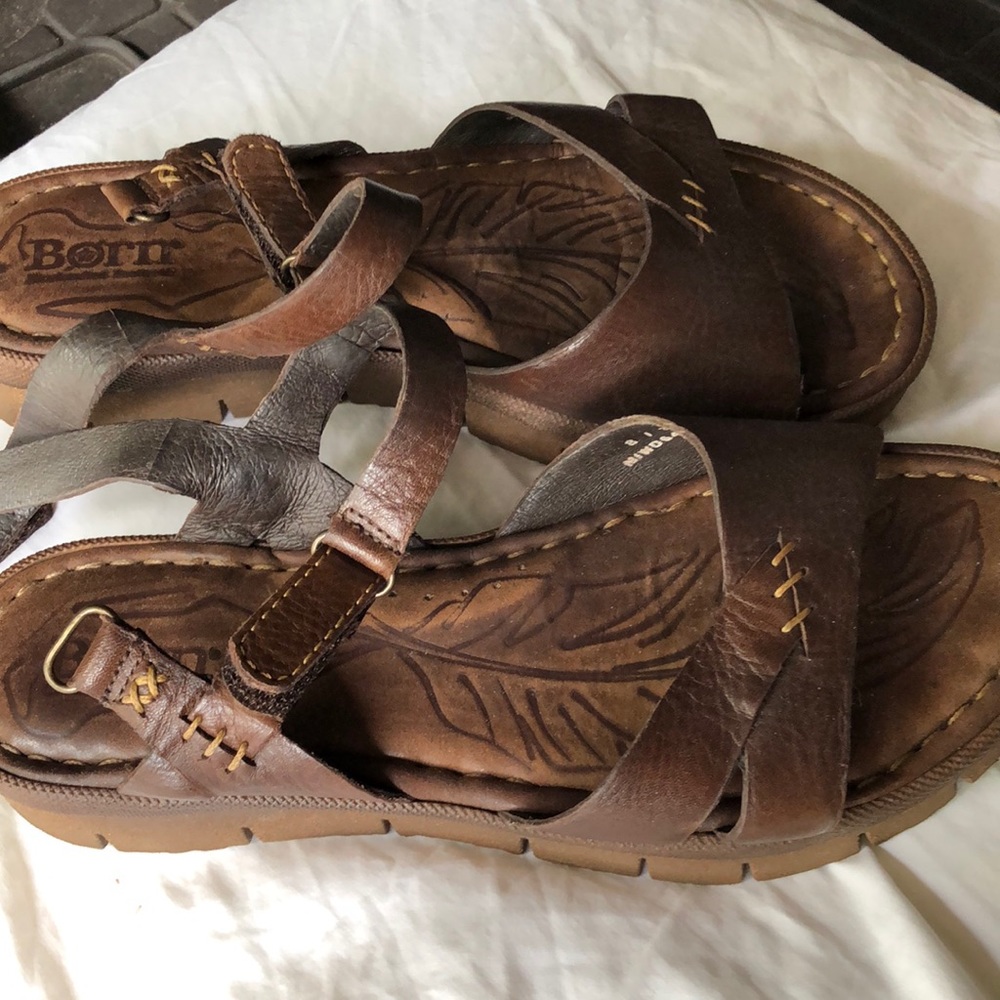 Born sandals size 8
